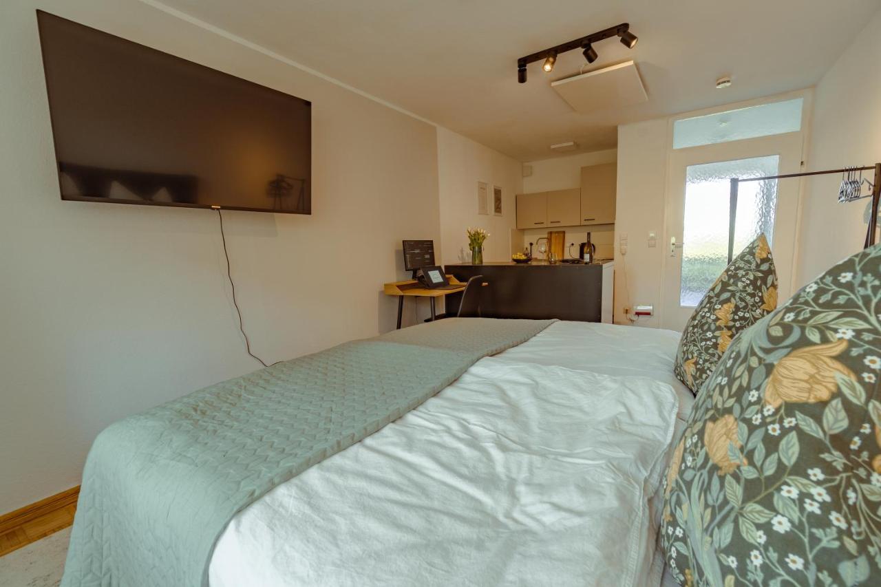 Studio Apartment Mit Parkplatz Oberesslingen Eksteriør bilde